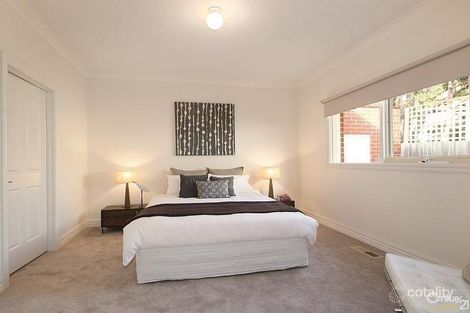 Property photo of 2/13 Miles Street Bentleigh VIC 3204