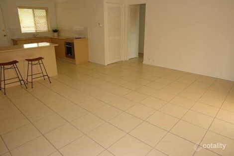 Property photo of 2/16 Riccarton Place Labrador QLD 4215