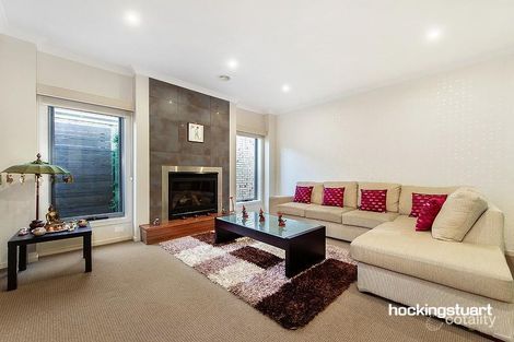 Property photo of 11 Botanical Drive Caroline Springs VIC 3023