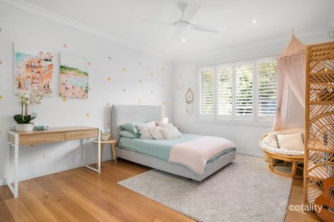 Property photo of 35 Orchard Street Warriewood NSW 2102