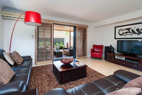 Property photo of 1/45 Errol Avenue Paradise Point QLD 4216