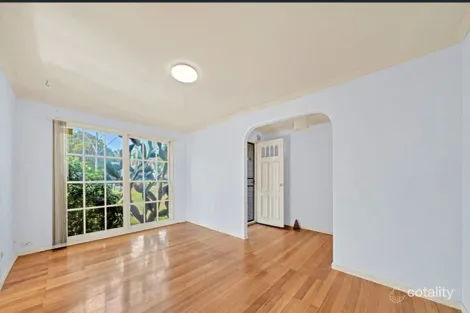 Property photo of 17 Rossiter Avenue Endeavour Hills VIC 3802