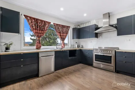 Property photo of 94 Hassans Walls Road Lithgow NSW 2790