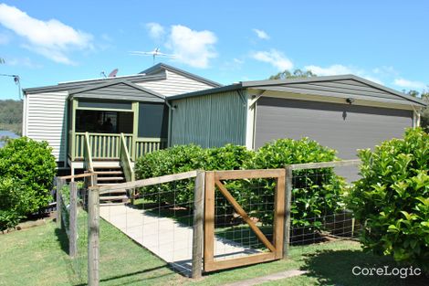 Property photo of 117 Wahine Drive Russell Island QLD 4184