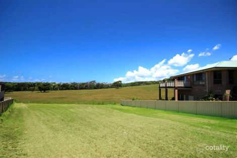 43 Sapphire Pde, Diamond Beach, NSW 2430