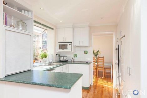 Property photo of 7 Sargeant Place Wanniassa ACT 2903