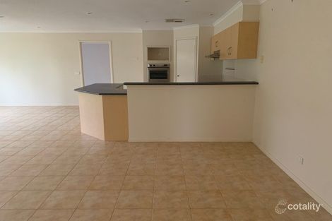 Property photo of 17 Hillcrest Drive Hillside VIC 3037