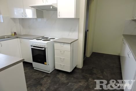 8 Queens Rd, Westmead, NSW 2145