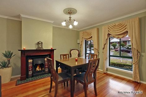 Property photo of 13 Buick Crescent Mill Park VIC 3082