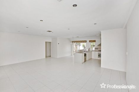 Property photo of 4 Claiborne Vista Success WA 6164