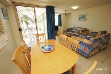 Property photo of 2/566 Esplanade Urangan QLD 4655