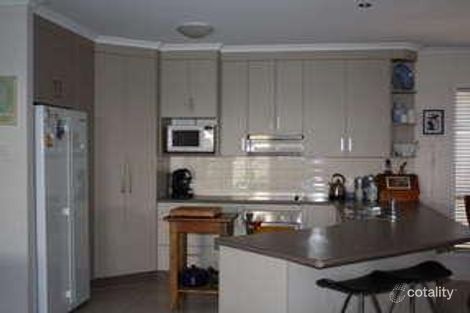 Property photo of 6 Mooney Crescent Emerald QLD 4720