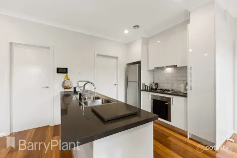 Property photo of 2/21 Leslie Street St Albans VIC 3021