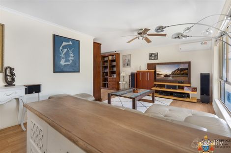 4 Broadway Dr, Oxenford, QLD 4210