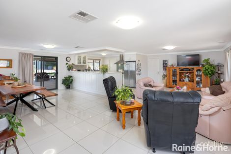Property photo of 7 Robinia Place Springvale NSW 2650