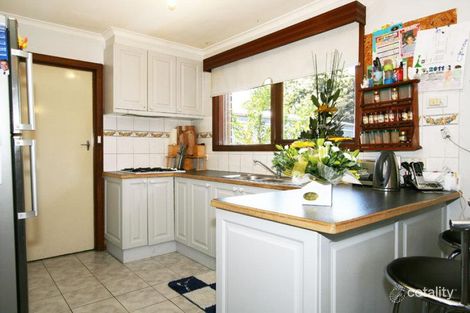 Property photo of 31 Elms Road Mooroolbark VIC 3138