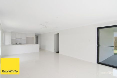 Property photo of 19 Altitude Drive Pimpama QLD 4209