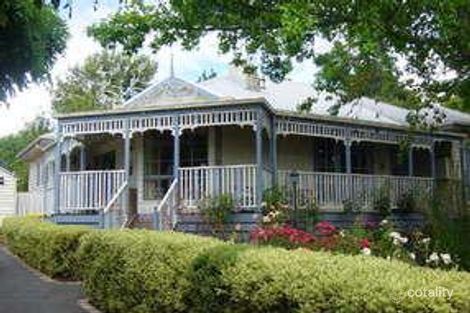 Property photo of 10 Sebire Avenue Wandin North VIC 3139