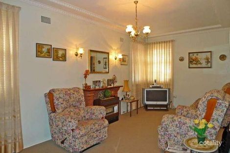 Property photo of 8 Simmons Road Kingsgrove NSW 2208