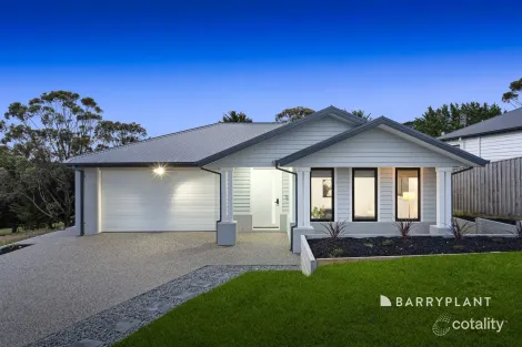 Property photo of 11 Sleeper Rise Garfield VIC 3814