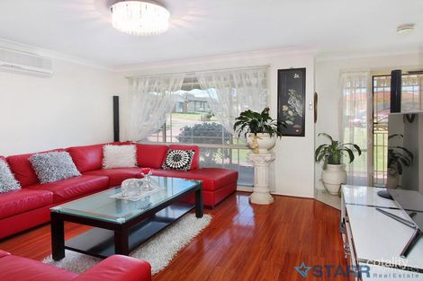 Property photo of 27 Appletree Grove Oakhurst NSW 2761