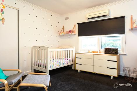 Property photo of 4 Rosemont Crescent Kennington VIC 3550