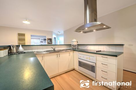 Property photo of 10 Nicholas Court Pakenham VIC 3810