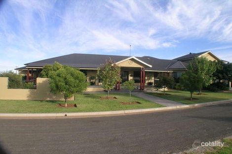 Property photo of 10 Sidlow Road Griffith NSW 2680