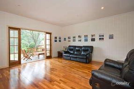 Property photo of 21 Oleander Drive Ashgrove QLD 4060