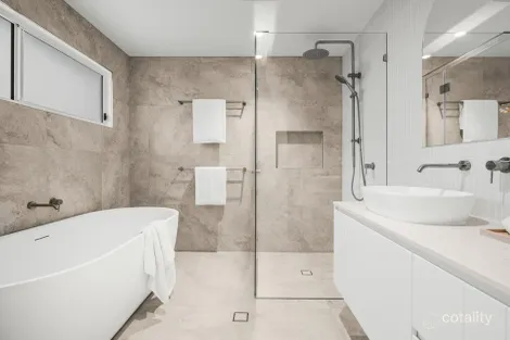 Property photo of 83 Garrett Street Murarrie QLD 4172