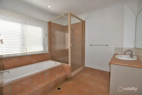 Property photo of 18 The Strand East Thabeban QLD 4670