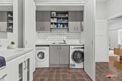 Property photo of 11 Amarina Avenue Ashgrove QLD 4060