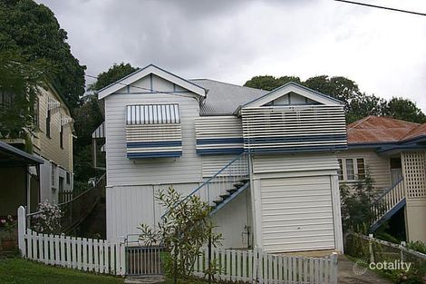 13 Oakwal Tce, Windsor, QLD 4030