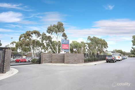 Property photo of 26 Edgecombe Way Roxburgh Park VIC 3064
