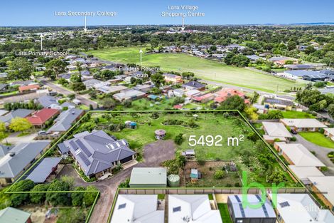 18 Forest Rd N, Lara, VIC 3212