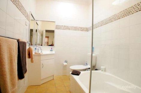 Property photo of 12 Leigh Crescent Unanderra NSW 2526