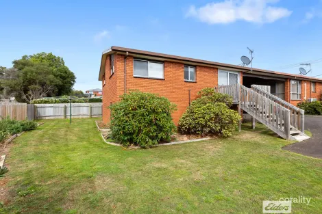 2/11 Turnbull Ave, Upper Burnie, TAS 7320