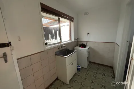 Property photo of 1/6 Coulson Avenue Eumemmerring VIC 3177