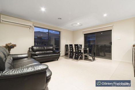 Property photo of 9 Immy Parade Narre Warren VIC 3805