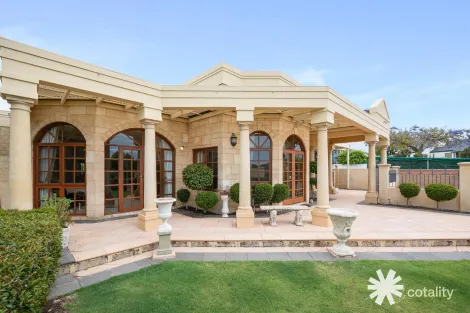 Property photo of 26 Salter Point Parade Salter Point WA 6152