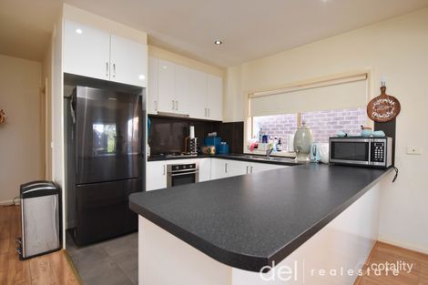 Property photo of 1/14 Ellt Crescent Noble Park VIC 3174