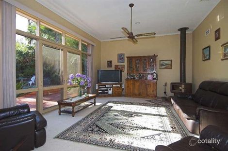 Property photo of 56 Binnak Drive Watsonia North VIC 3087