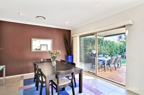 Property photo of 6 Montefiore Avenue West Hoxton NSW 2171