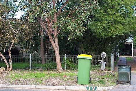 19 Snook Cres, Hilton, WA 6163