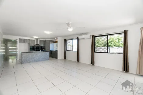 Property photo of 41 Dalray Drive Raceview QLD 4305
