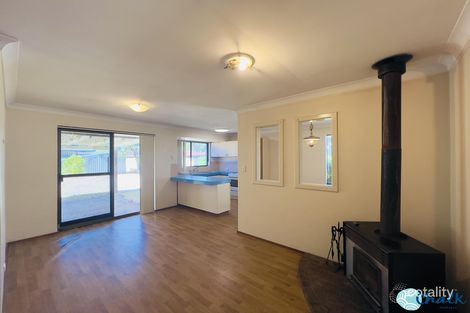 Property photo of 7 Farrington Street Warnbro WA 6169