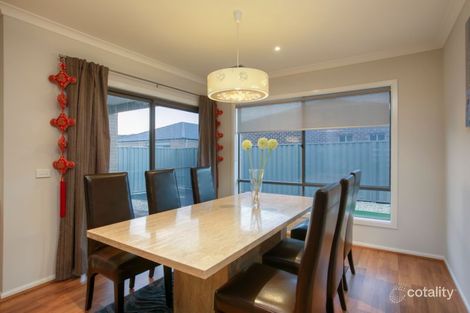 Property photo of 18 Ardent Crescent Cranbourne East VIC 3977