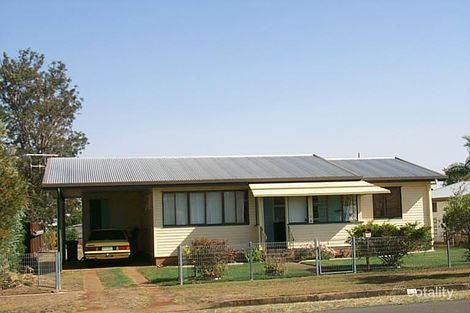 16 Arnold St, Kepnock, QLD 4670