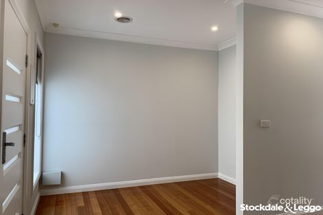 Property photo of 4/26 Fawkner Street Westmeadows VIC 3049
