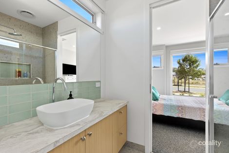 21 Georgina Ave, St Leonards, VIC 3223